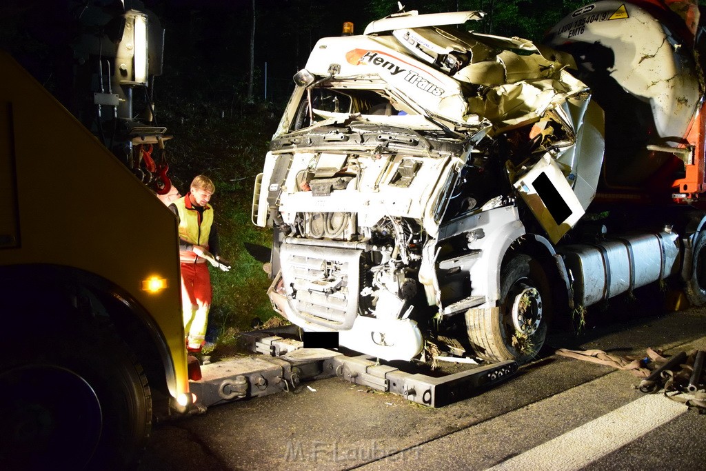 VU Gefahrgut LKW umgestuerzt A 4 Rich Koeln Hoehe AS Gummersbach P744.JPG - Miklos Laubert